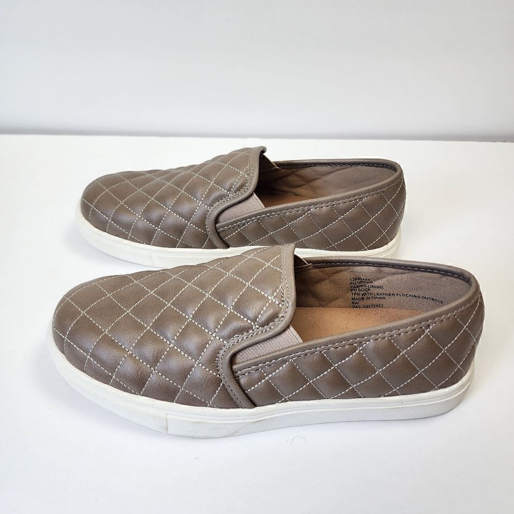 TORRID WOMEN'S QUILTED SLIP ON SHOE SIZE 6W - Picture 6 of 10